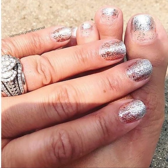 *Retired* Color Street: Dripping in Diamonds | Silver Glitter Overlay Party - Picture 3 of 13